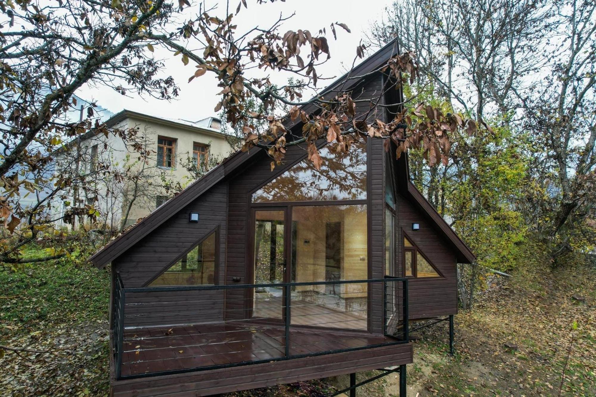 Am Museum * Mestia